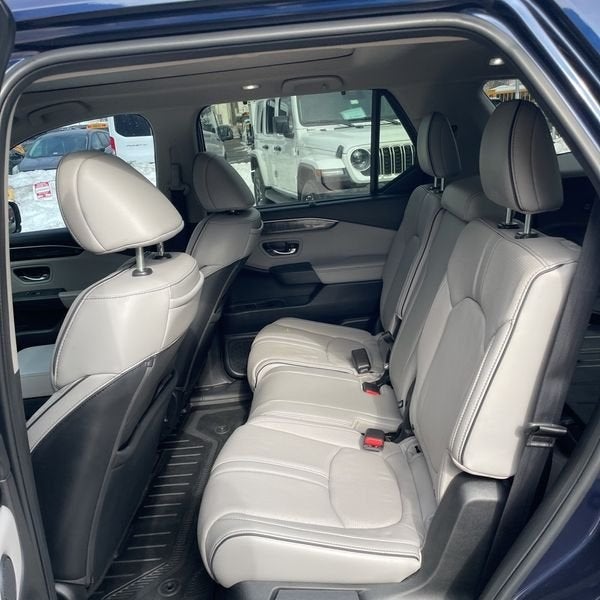 2023 Honda Pilot Elite