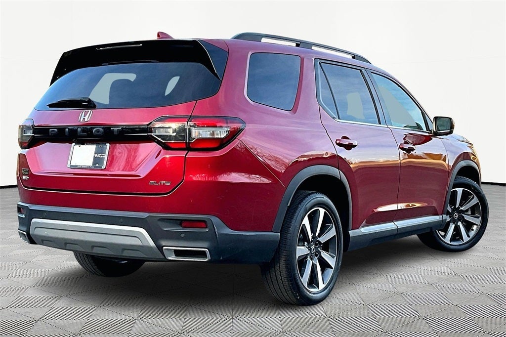 2023 Honda Pilot Elite