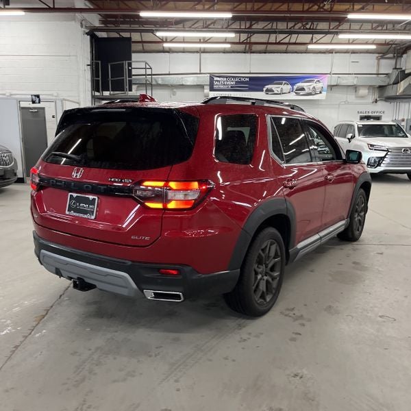 2023 Honda Pilot Elite