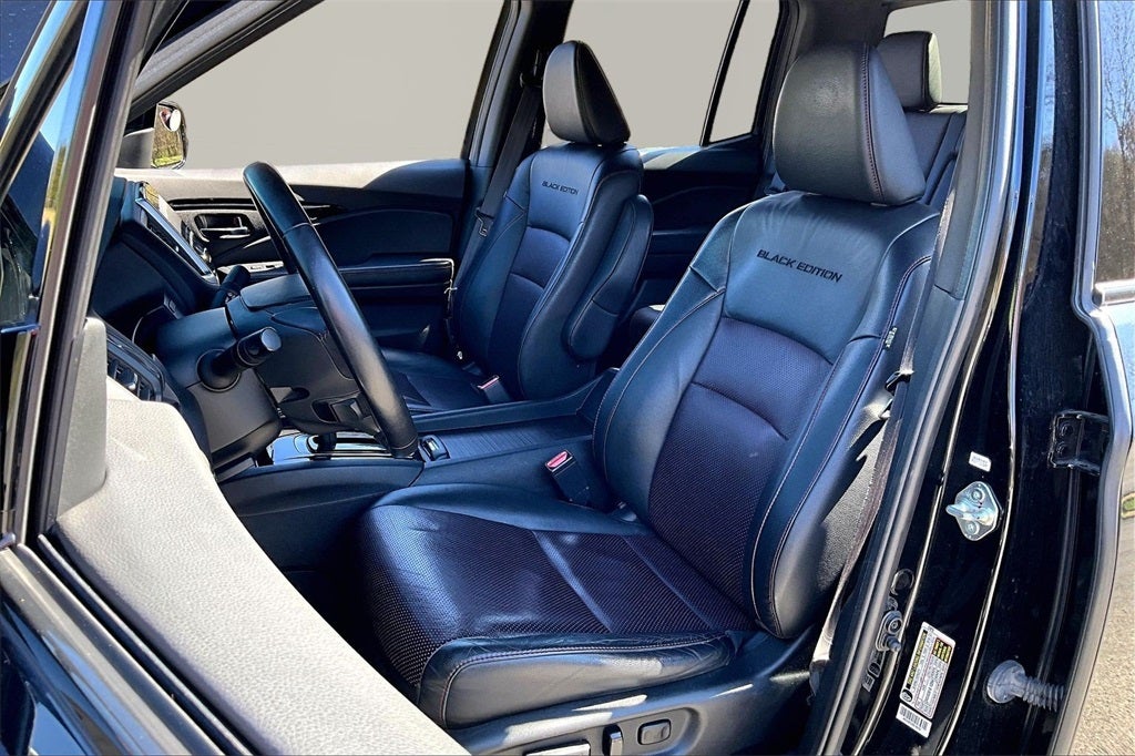 2017 Honda Ridgeline Black Edition