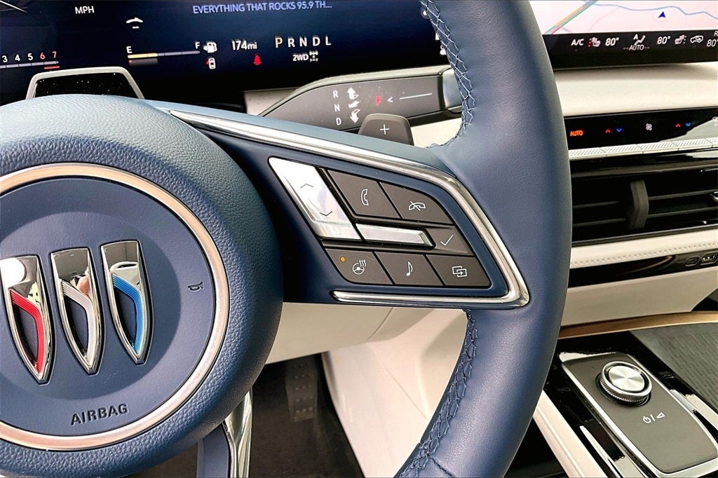 2025 Buick Enclave Avenir