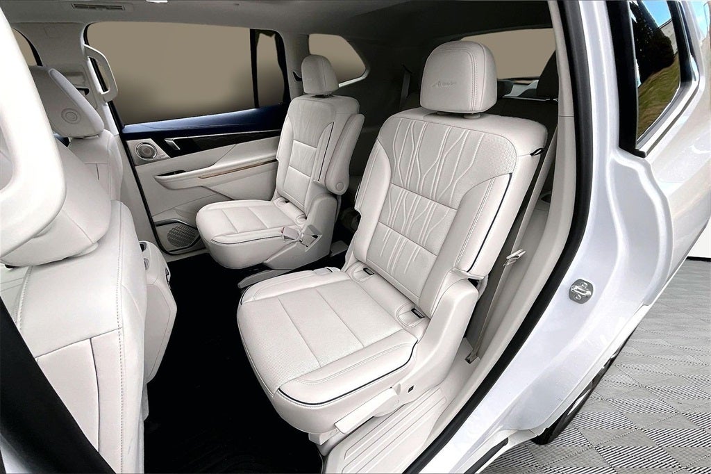 2025 Buick Enclave Avenir