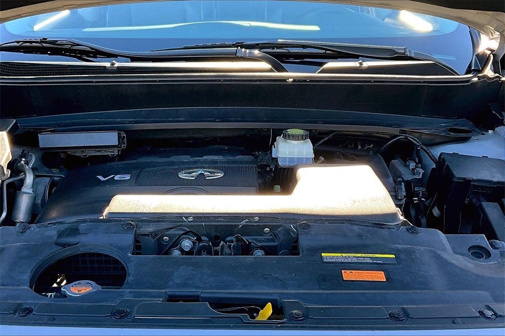 2019 INFINITI QX60 LUXE