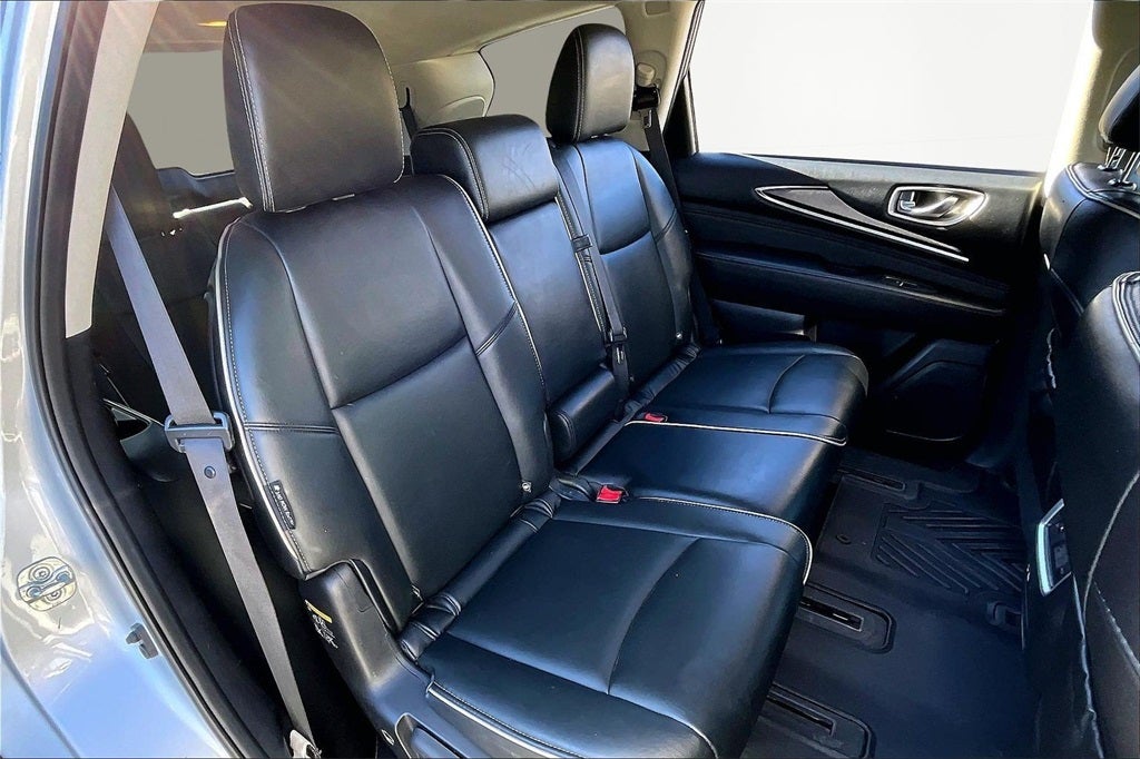 2019 INFINITI QX60 LUXE