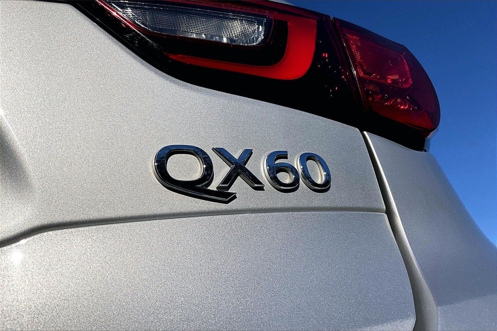 2019 INFINITI QX60 LUXE