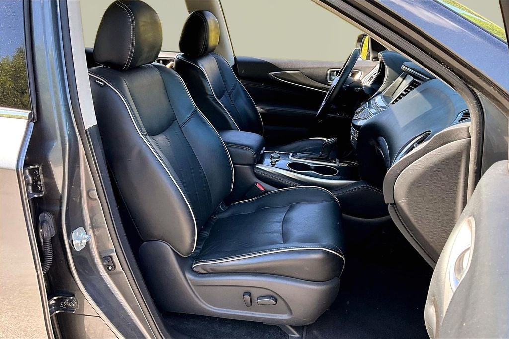2019 INFINITI QX60 LUXE