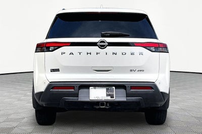 2022 Nissan Pathfinder SV