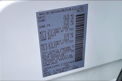 2023 Nissan Pathfinder SL