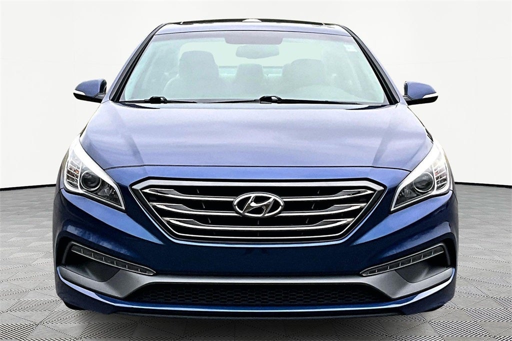 2017 Hyundai Sonata - Image 3