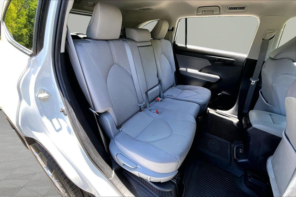 2021 Toyota Highlander Hybrid LE