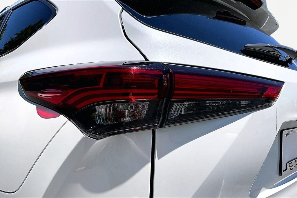 2021 Toyota Highlander Hybrid LE