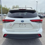 2021 Toyota Highlander Hybrid LE