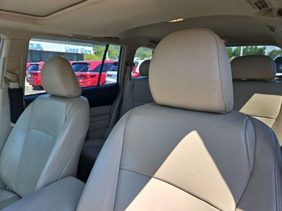 2012 Toyota Highlander SE