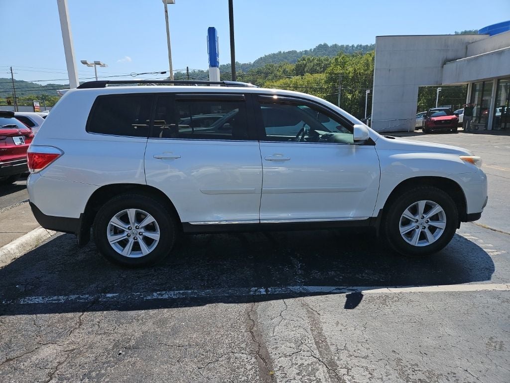 2012 Toyota Highlander SE