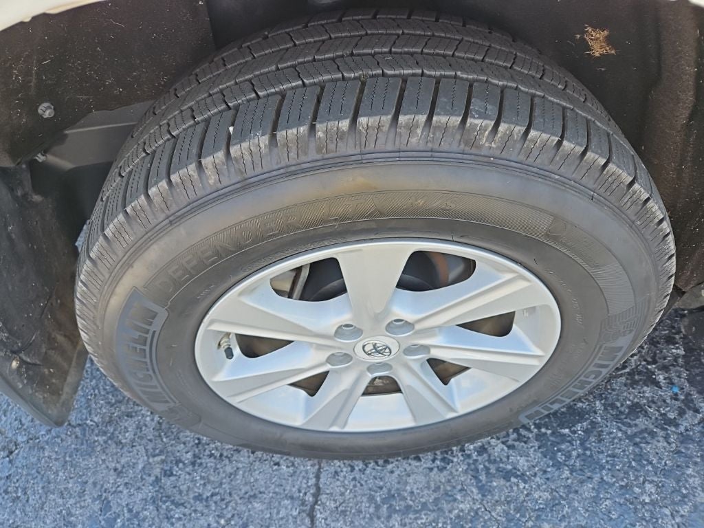 2012 Toyota Highlander SE
