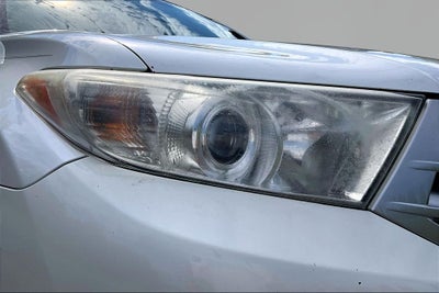 2012 Toyota Highlander SE