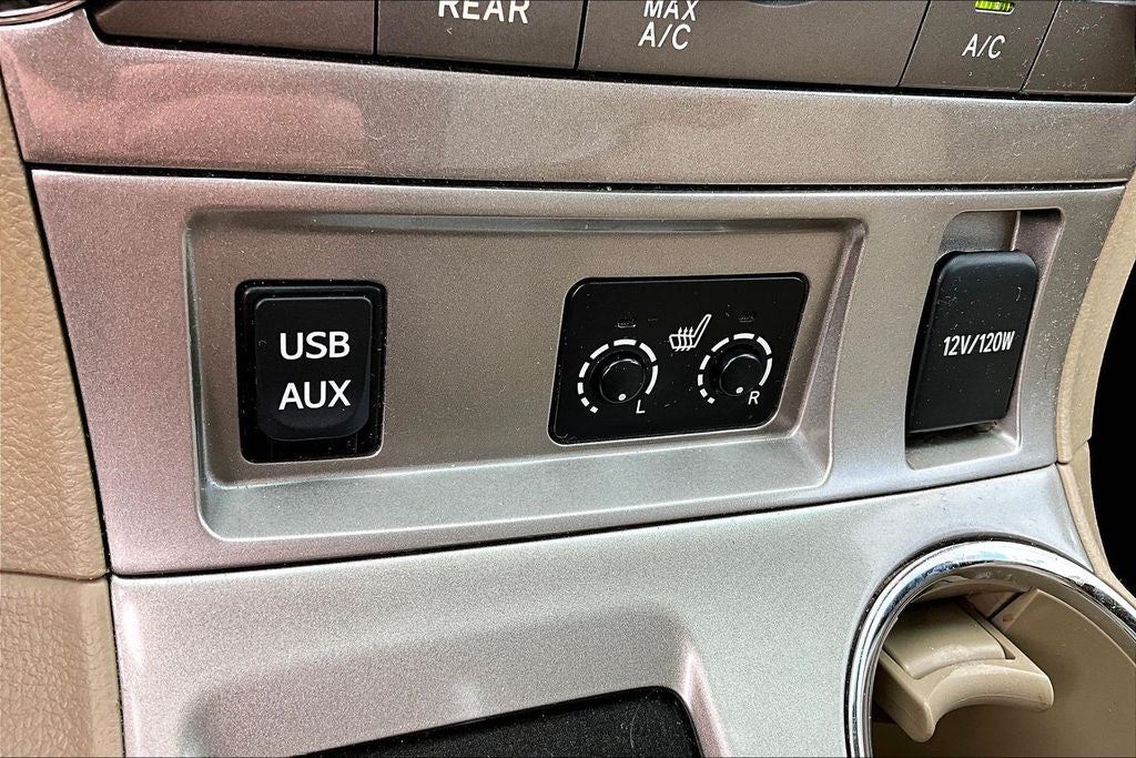 2012 Toyota Highlander SE