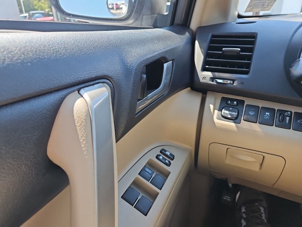 2012 Toyota Highlander SE
