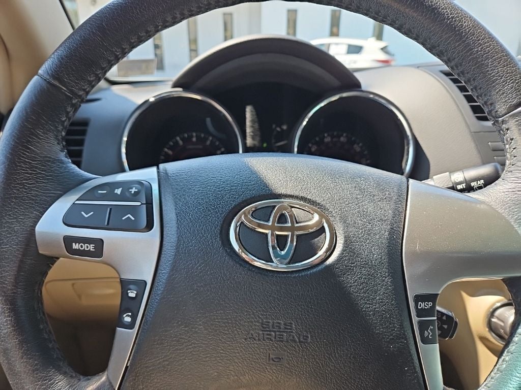 2012 Toyota Highlander SE