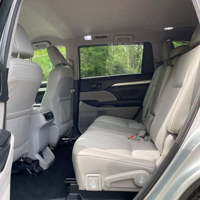 2017 Toyota Highlander LE Plus