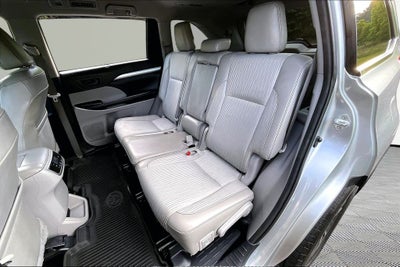 2017 Toyota Highlander LE Plus