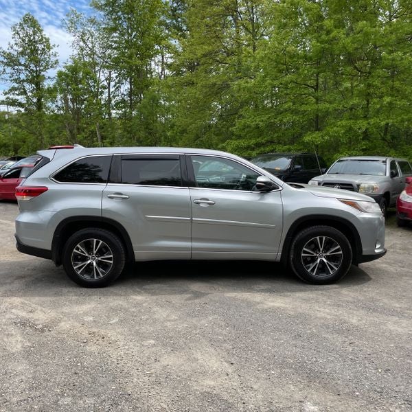 2017 Toyota Highlander LE Plus