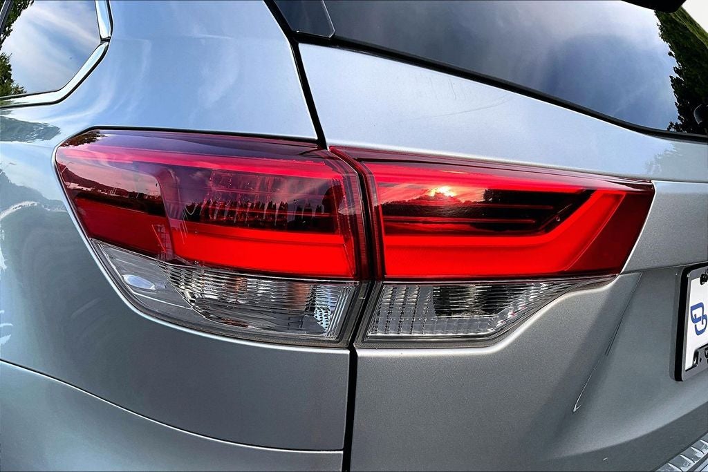 2017 Toyota Highlander LE Plus