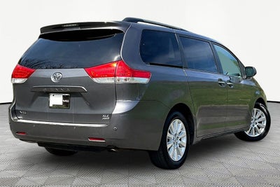 2013 Toyota Sienna Limited 7 Passenger