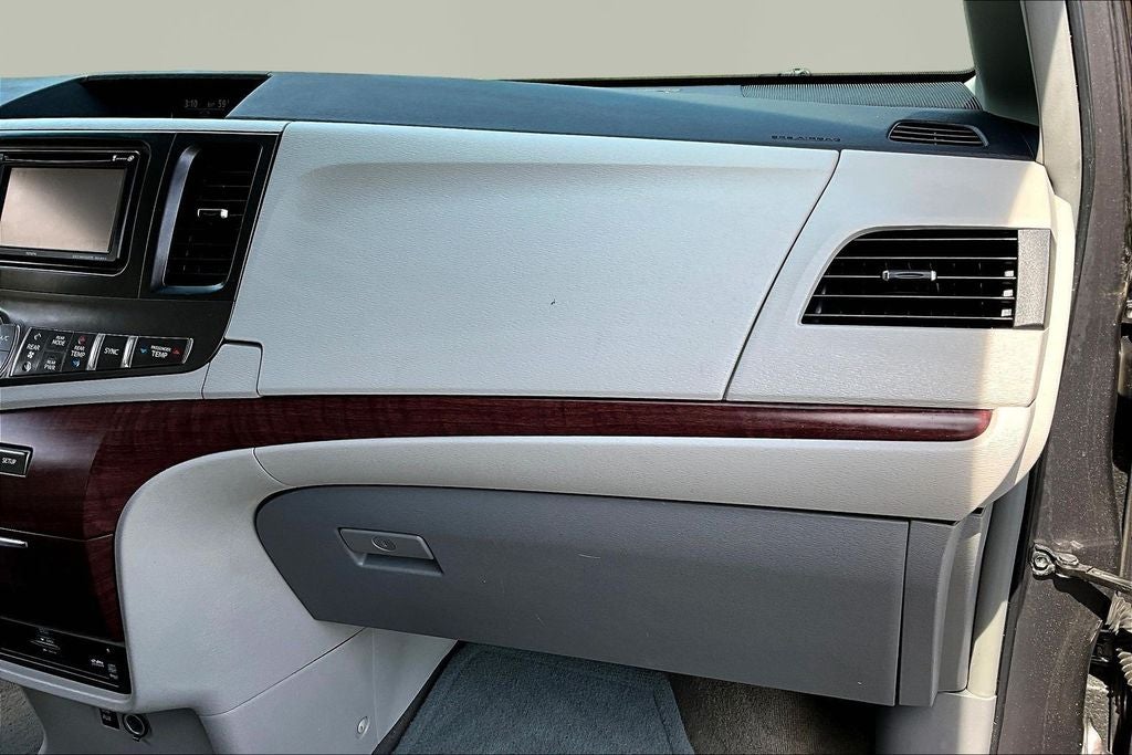 2013 Toyota Sienna Limited 7 Passenger