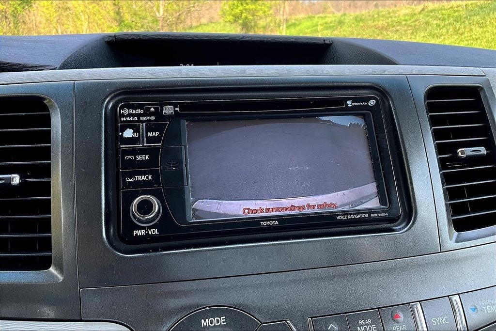 2013 Toyota Sienna Limited 7 Passenger