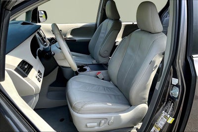 2013 Toyota Sienna Limited 7 Passenger