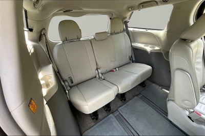 2013 Toyota Sienna Limited 7 Passenger
