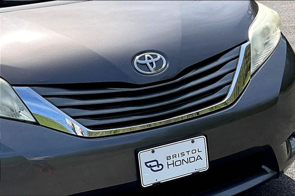 2013 Toyota Sienna Limited 7 Passenger