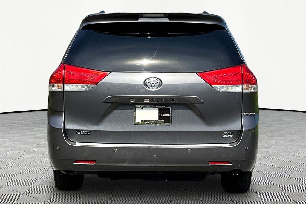 2013 Toyota Sienna Limited 7 Passenger