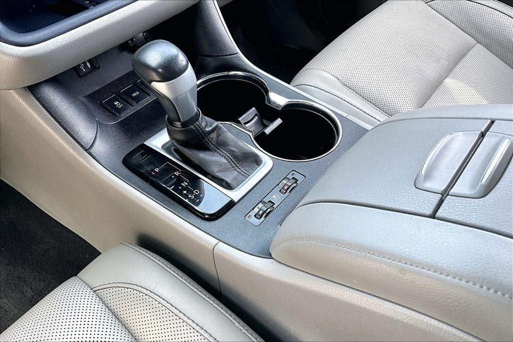 2015 Toyota Highlander Limited Platinum V6