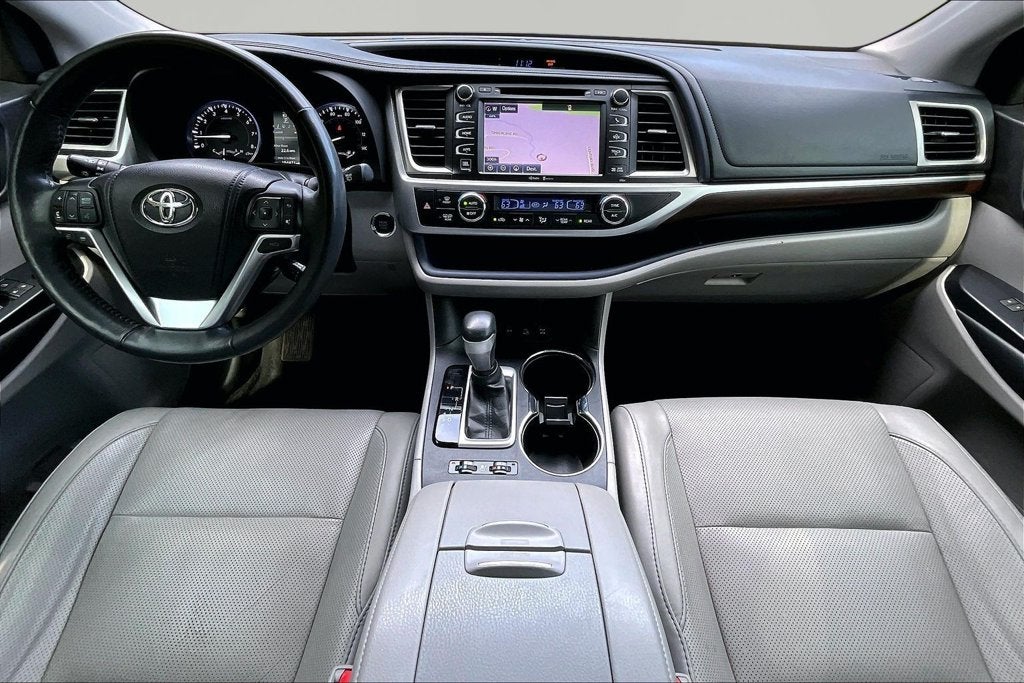 2015 Toyota Highlander Limited Platinum V6
