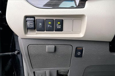 2017 Toyota Sienna XLE Premium 7 Passenger