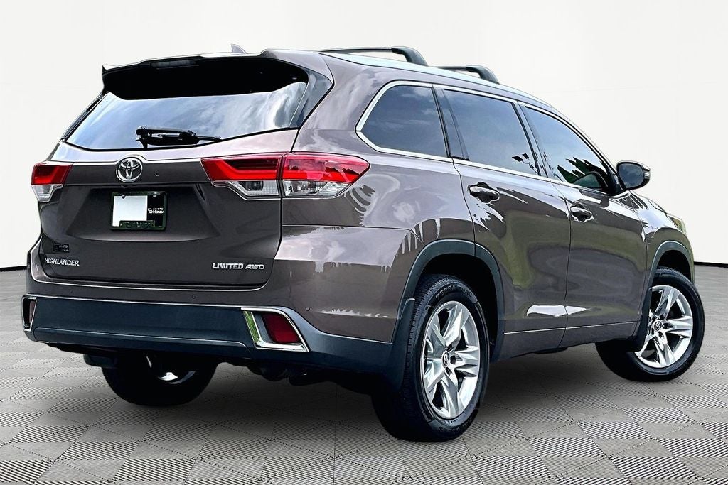 2017 Toyota Highlander Limited
