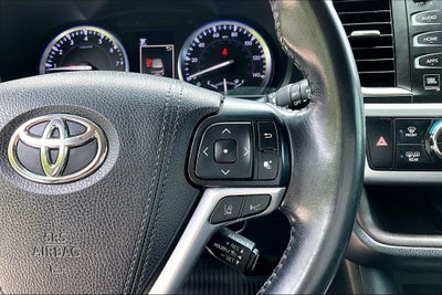 2017 Toyota Highlander Limited