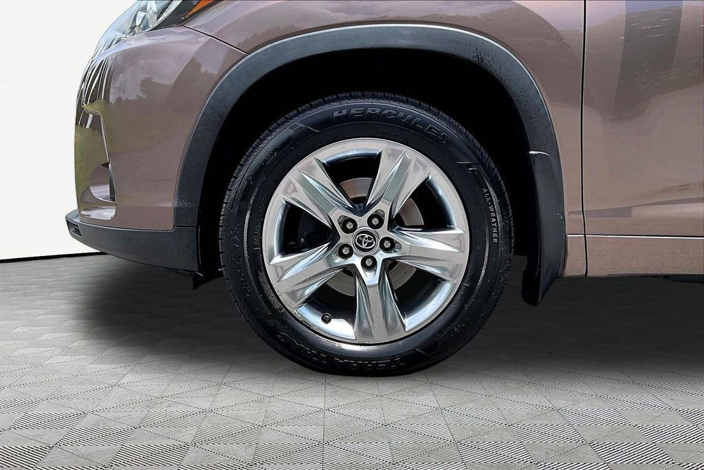 2017 Toyota Highlander Limited