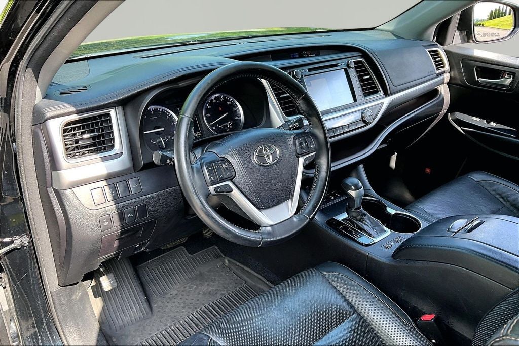 2017 Toyota Highlander Limited