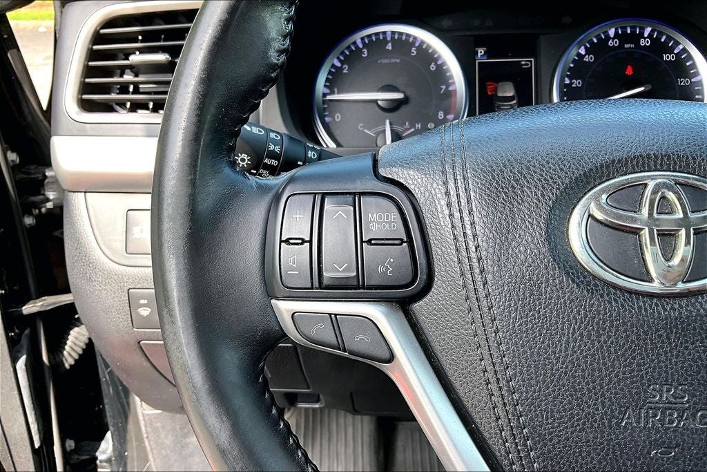 2017 Toyota Highlander Limited