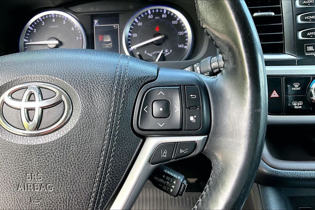 2017 Toyota Highlander Limited