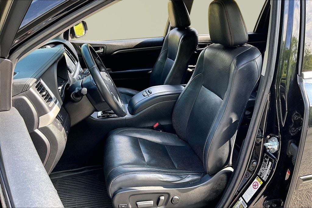 2017 Toyota Highlander Limited