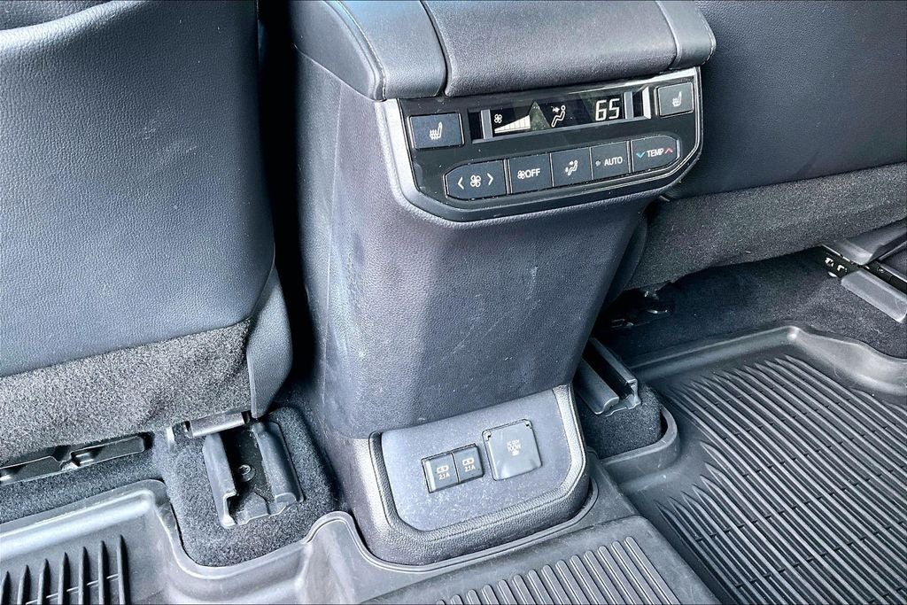 2020 Toyota Highlander Platinum