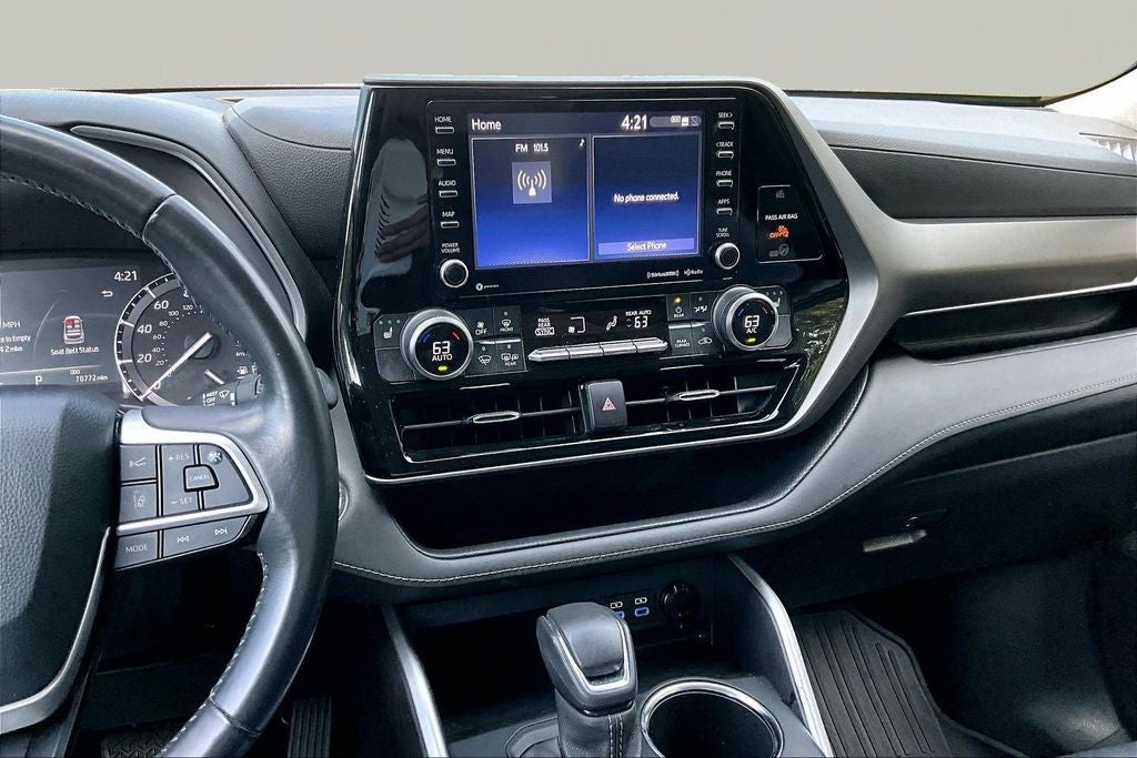 2022 Toyota Highlander XLE