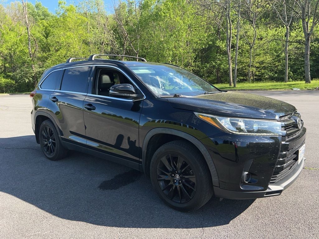 2019 Toyota Highlander SE