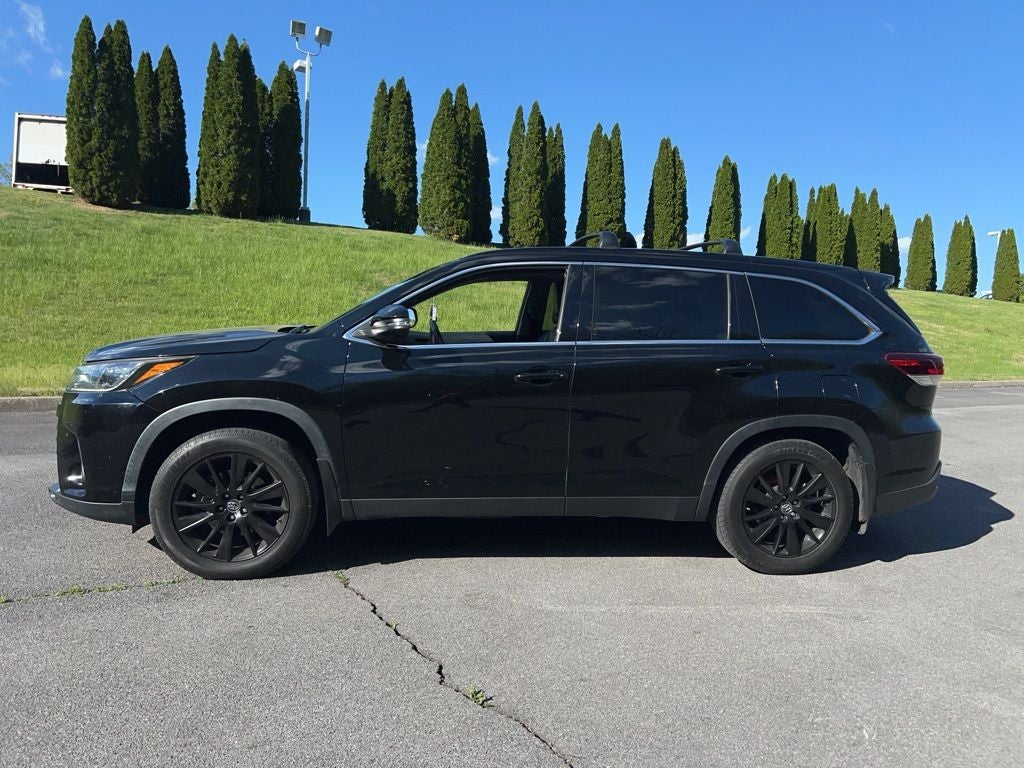 2019 Toyota Highlander SE