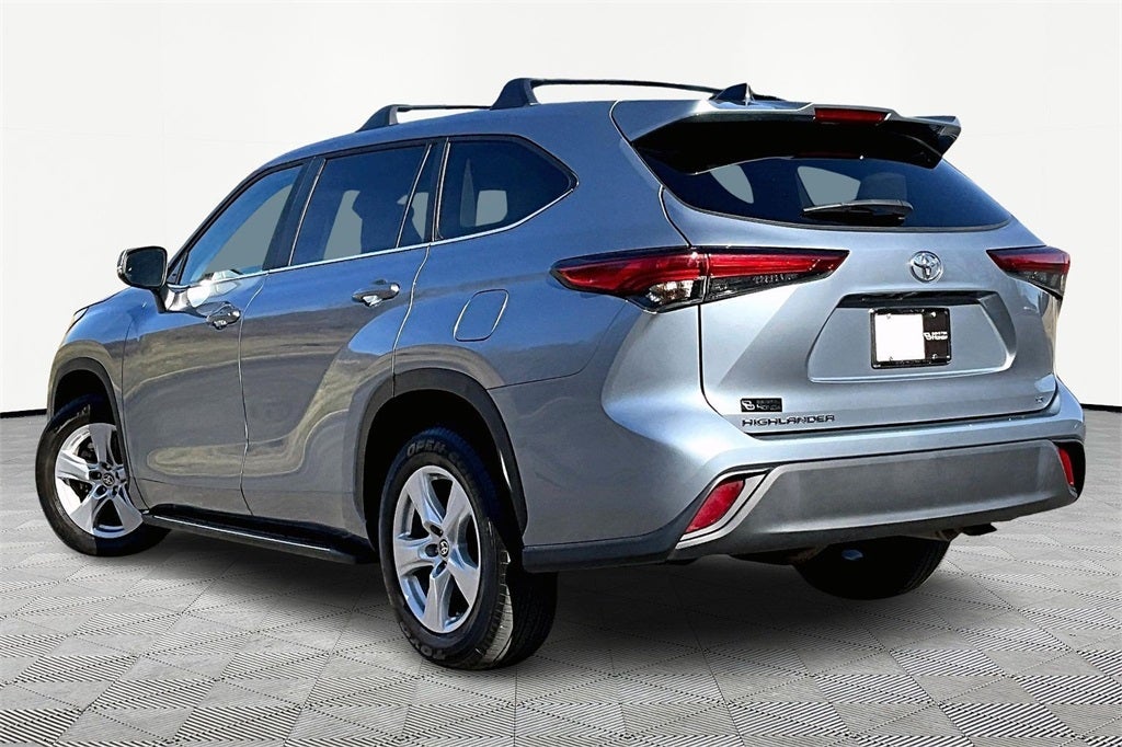 2023 Toyota Highlander L