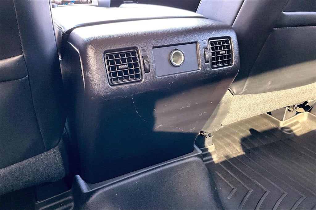 2016 Toyota Tundra Platinum 5.7L V8